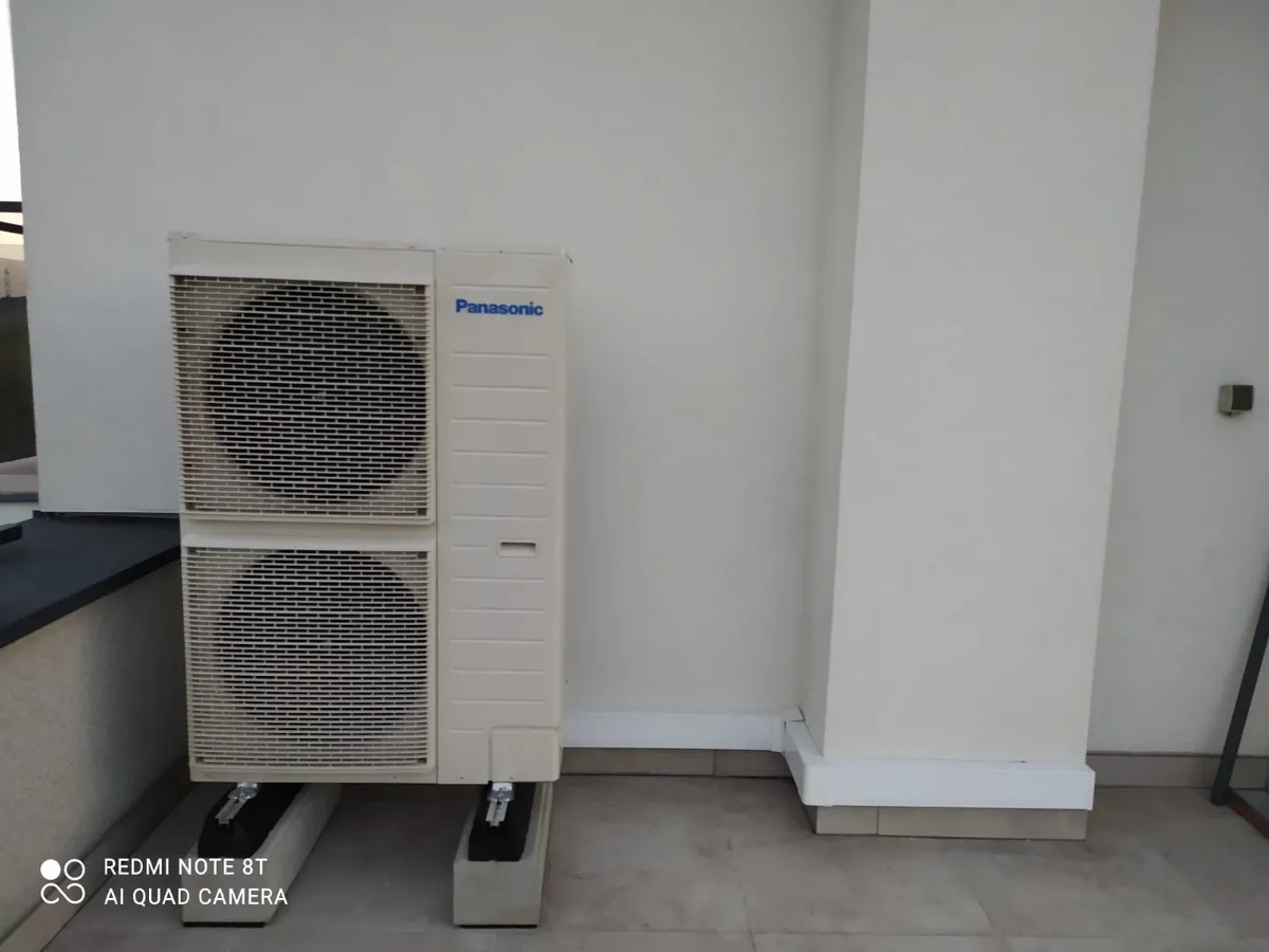Panasonic R32